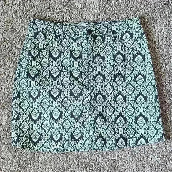 Printed Dressbarn Mini Skirt - Picture 1 of 4